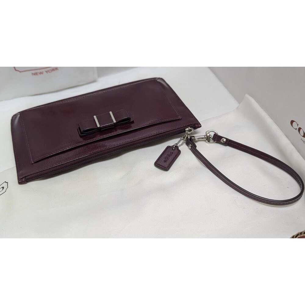 Coach Darcy Red Sherry Crossgrain Patent Leather Clutch Wristlet Wallet/Purse
